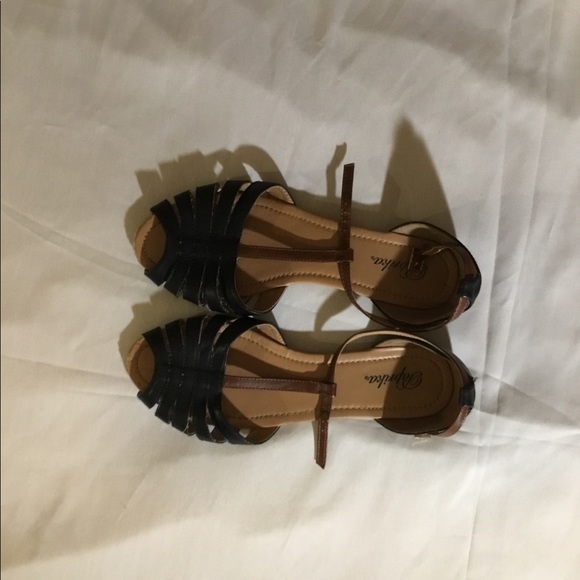 Paprika Shoes - Free Sandals